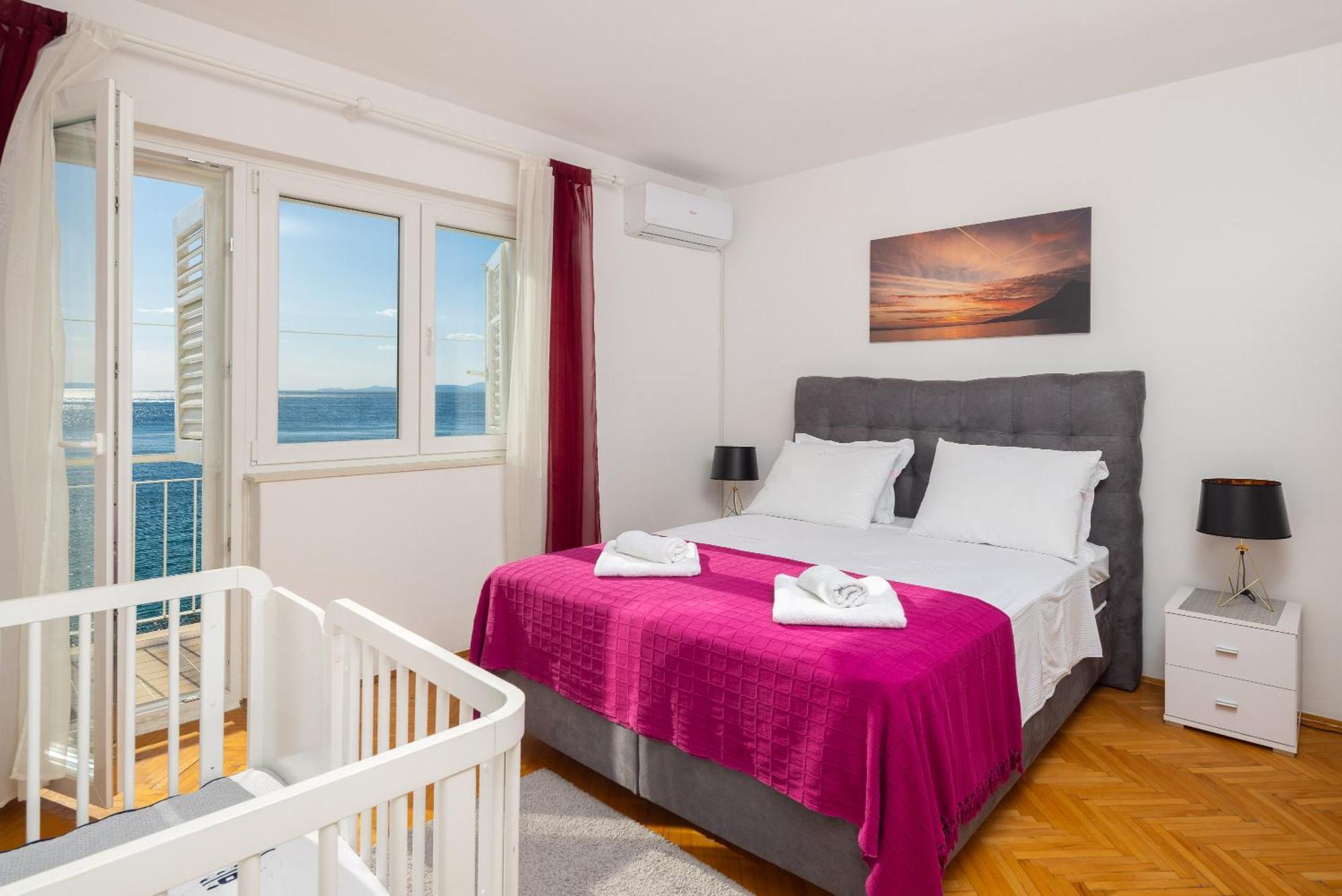 Seaside Apartment Blue Dugi Rat Exterior photo